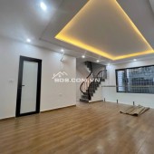 Chủ nhà  muốn  Bán ngay  giảm chào  200.000.000  nhà Đống Đa - Ngõ Thông - Lô Góc, Diện tích sàn 190m2, Giá 7,4 tỷ,  Nhà mới làm  - 6 Tầng Thang Máy